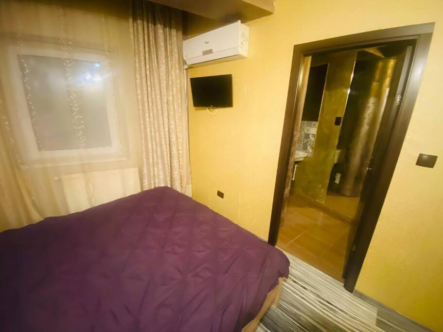 Apartments4Rent Яш Екстериор снимка